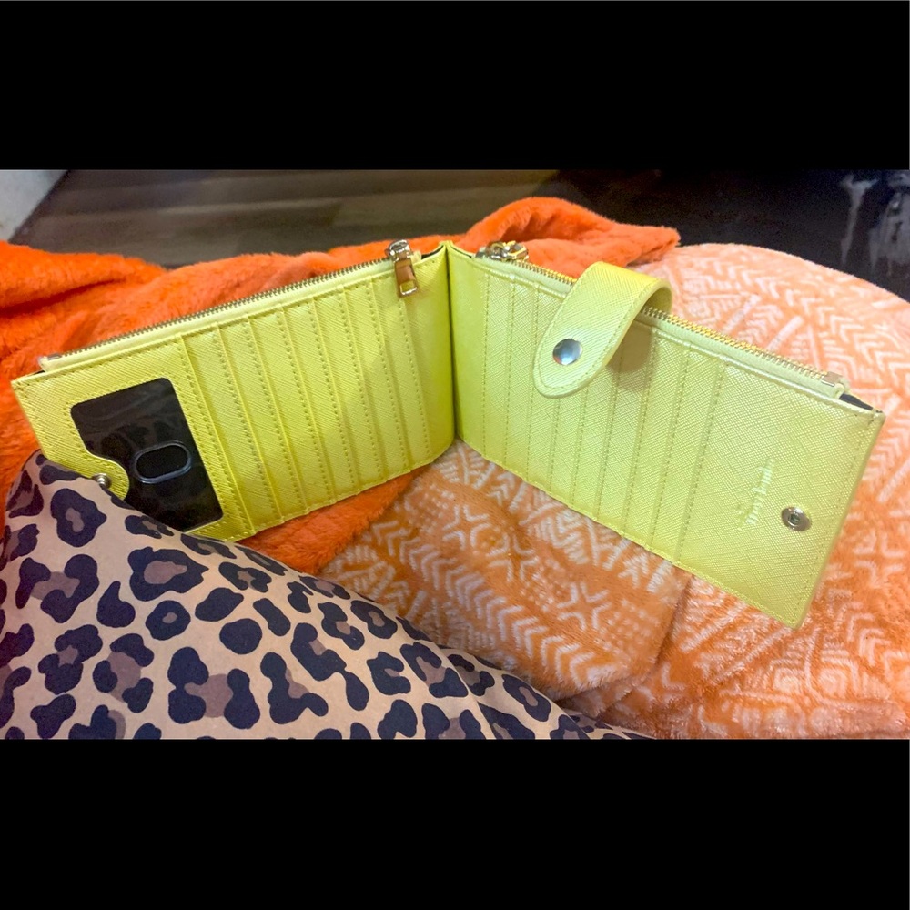 SUPER CUTE PASTEL YELLOW WALLET